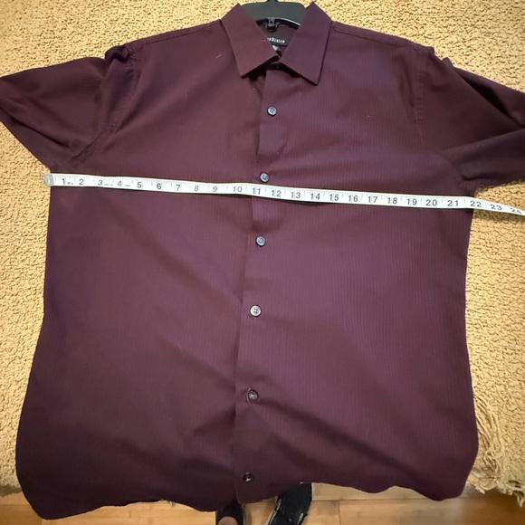 Van Huesen Button Down Dress Shirt Light Pinstripe Over Maroon Long Sleeve M - Picture 8 of 9